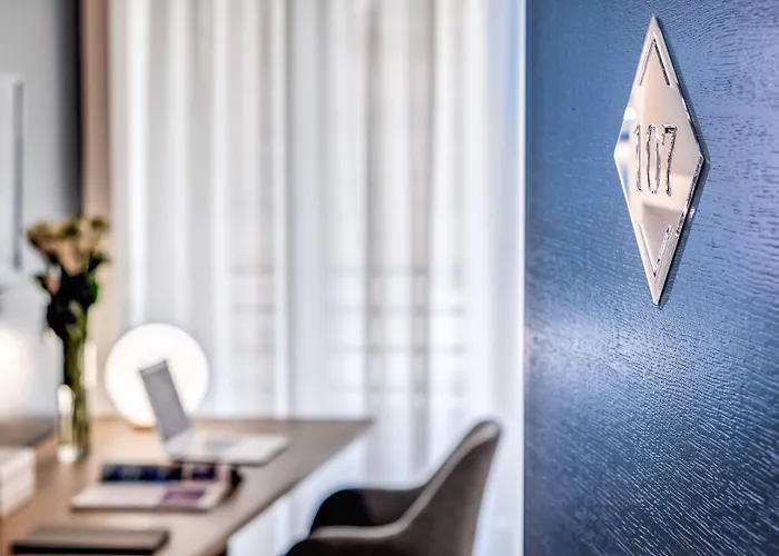 维克多精品酒店 酒店 3*